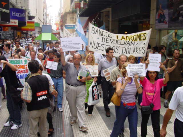 Protests in Argentina when the gov’t froze bank account cash withdrawals in 2001.